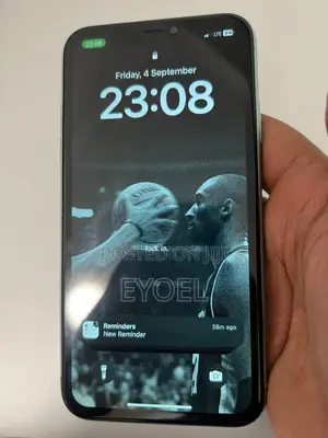 Apple iPhone 11 64 GB Green