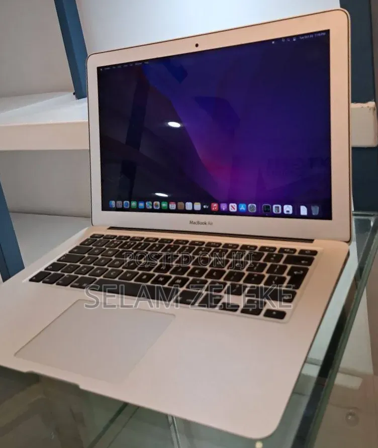 New Laptop Apple MacBook Air 2017 8GB Intel Core i5 SSD 128GB