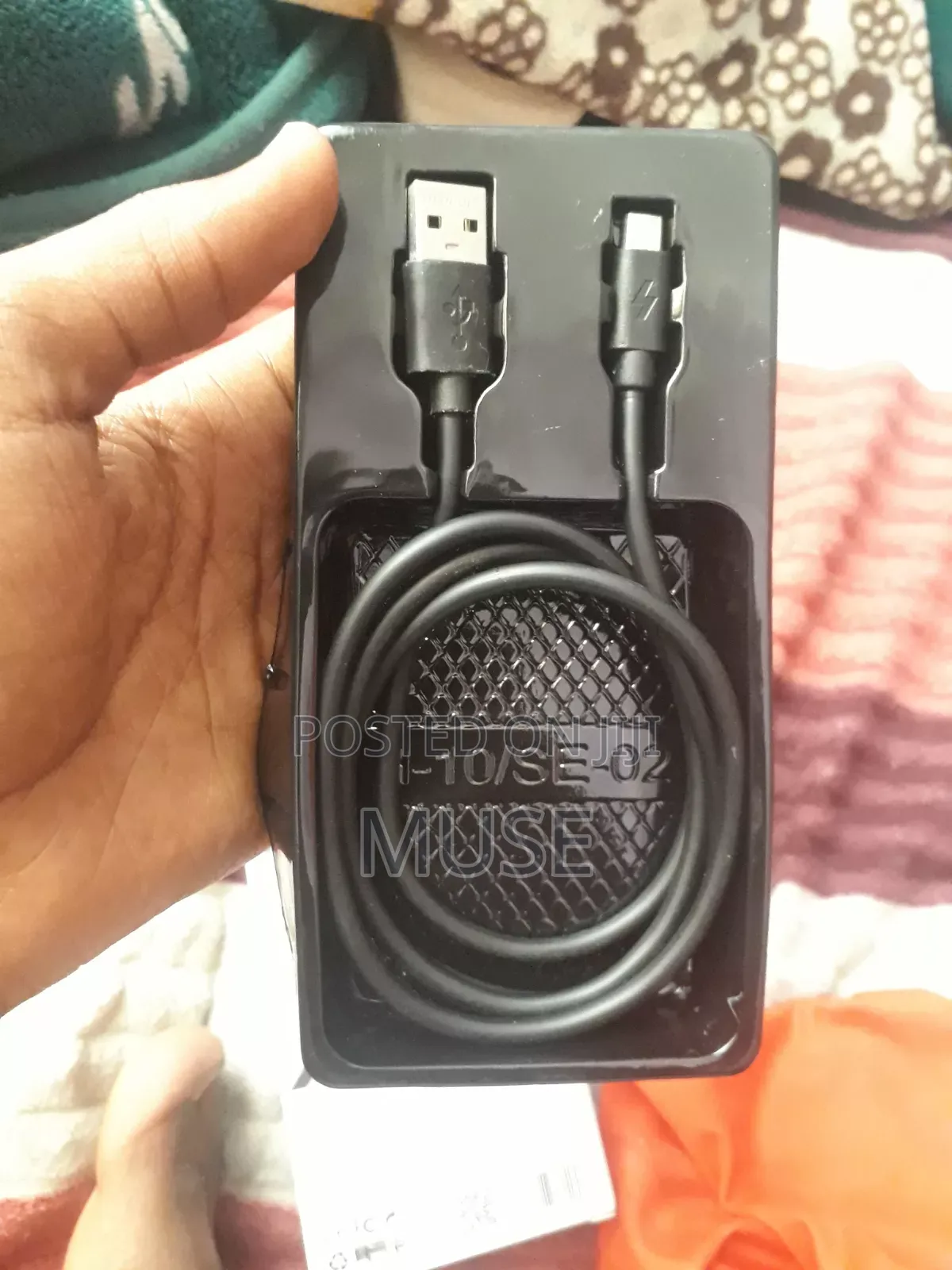 አክሰሰሪዎች ለስልኮች እና ታብሌቶች