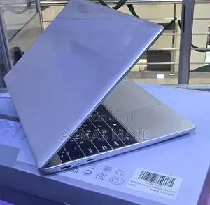 New Laptop 8GB Intel Core 2 Quad SSD 256GB