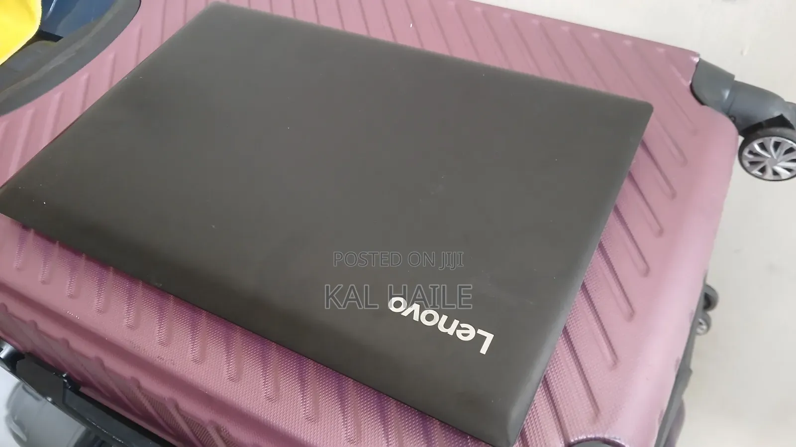 Laptop Lenovo IdeaPad 320 4GB Intel Core i5 HDD 1T