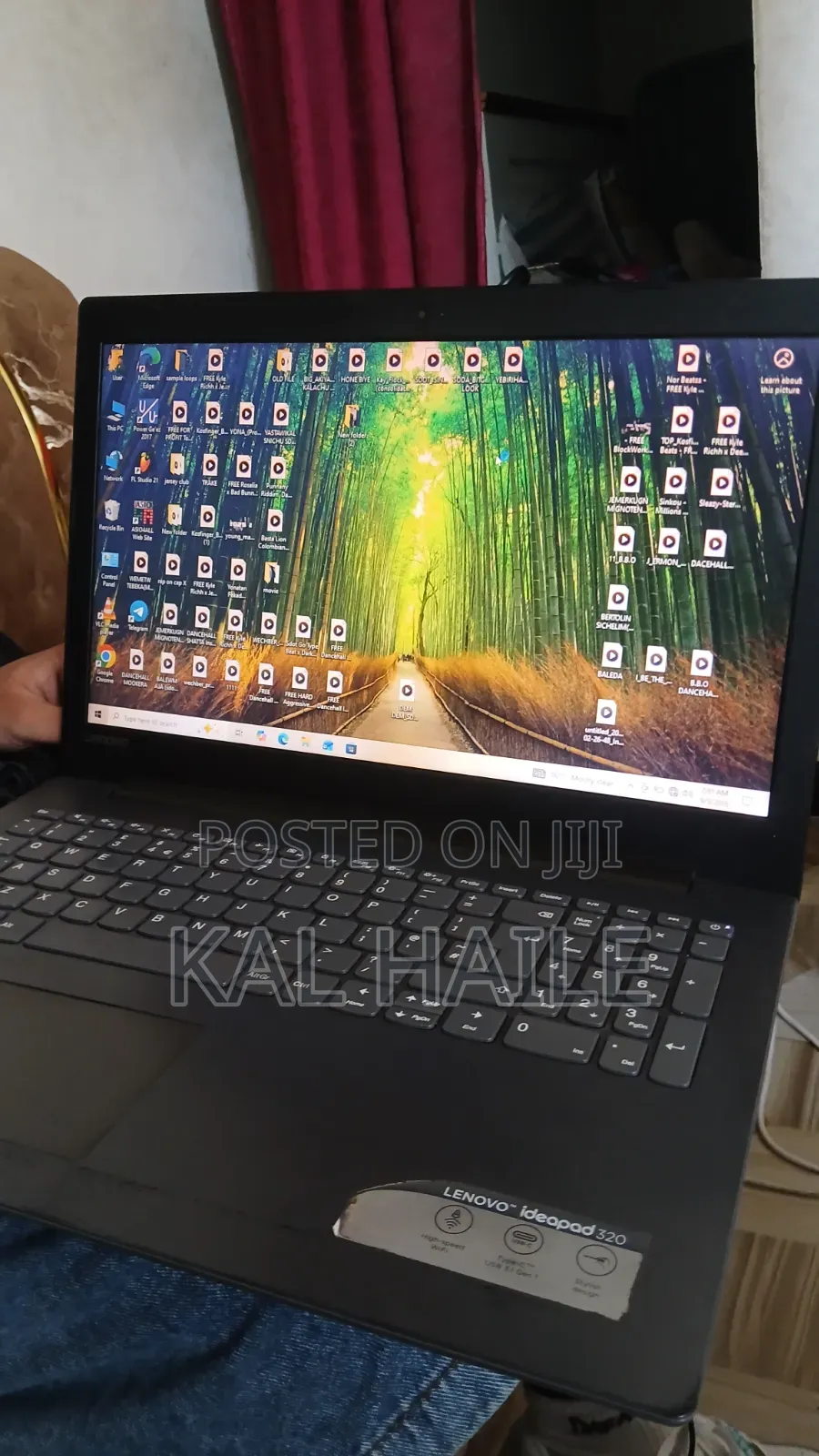 Laptop Lenovo IdeaPad 320 4GB Intel Core i5 HDD 1T