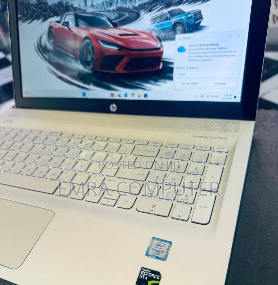 New Laptop HP 8GB Intel Core i5 SSD 1T