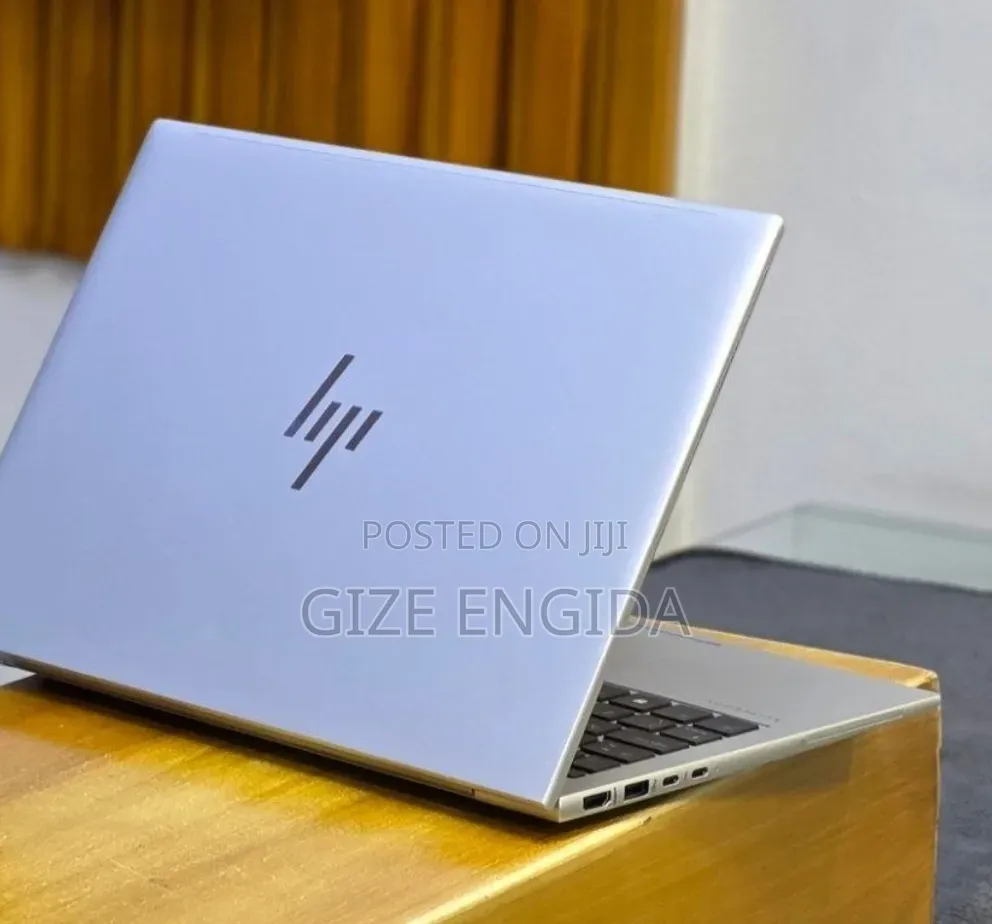 New Laptop HP Elitebook 830 G11 16GB Intel Core Ultra 7 SSD 512GB