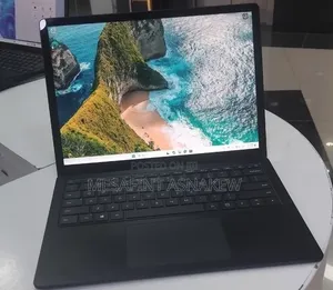 New Laptop Microsoft Surface 3 8GB Intel Core i5 SSD 256GB