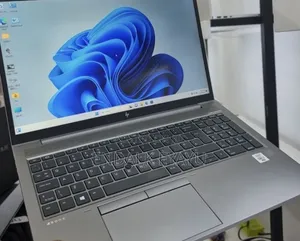 New Laptop HP ZBook 15 16GB Intel Core i7 SSD 512GB