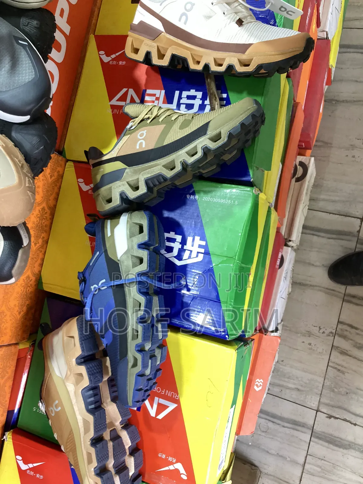 Swiss on Running Outdoor Trail Shoes