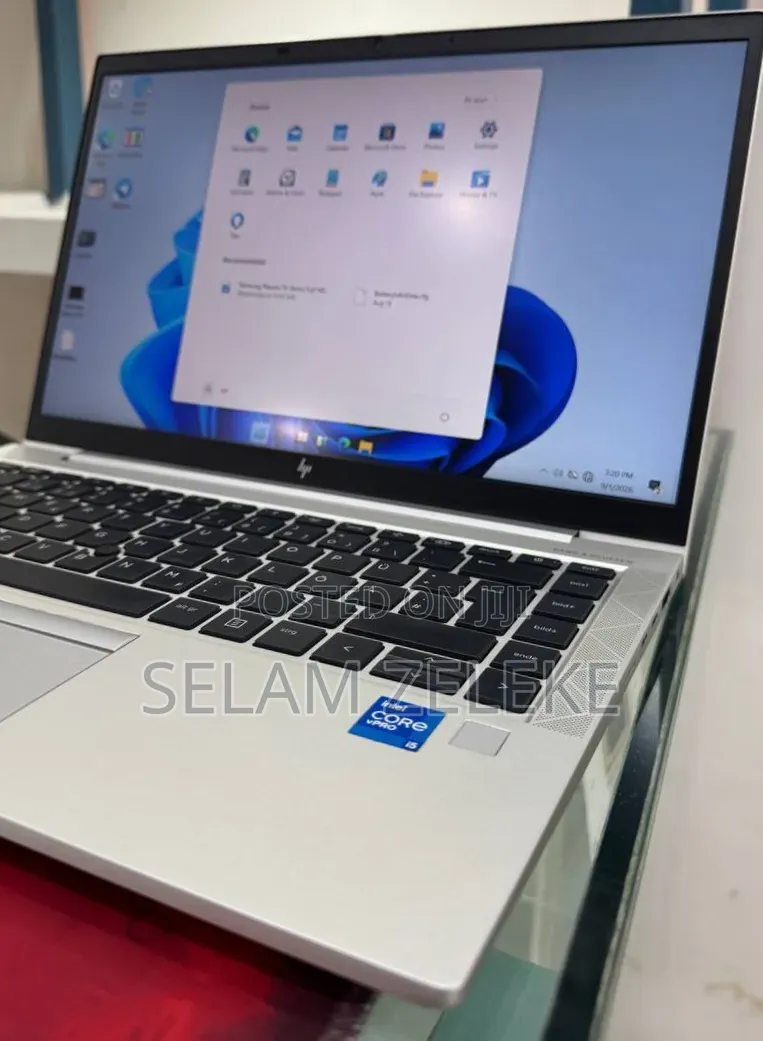 New Laptop HP 16GB Intel Core i5 SSD 512GB