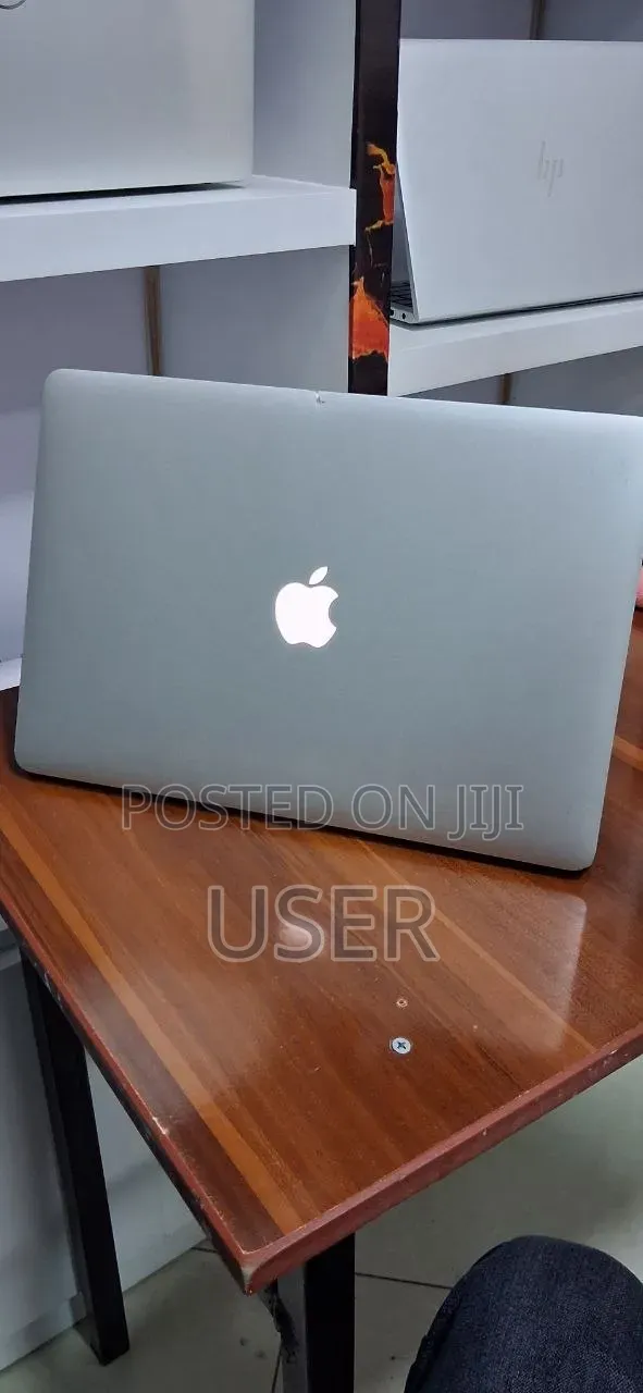 New Laptop Apple MacBook 2014 16GB Intel Core i7 SSD 256GB