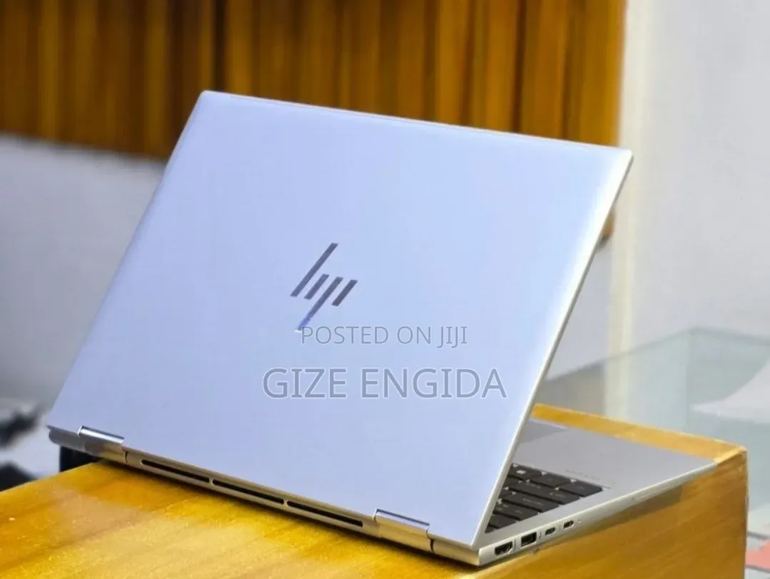 New Laptop HP Elitebook 830 G11 16GB Intel Core Ultra 7 SSD 512GB