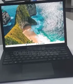 New Laptop Microsoft Surface Laptop 3 8GB Intel Core i5 SSD 256GB