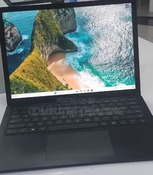New Laptop Microsoft Surface Laptop 3 8GB Intel Core i5 SSD 256GB