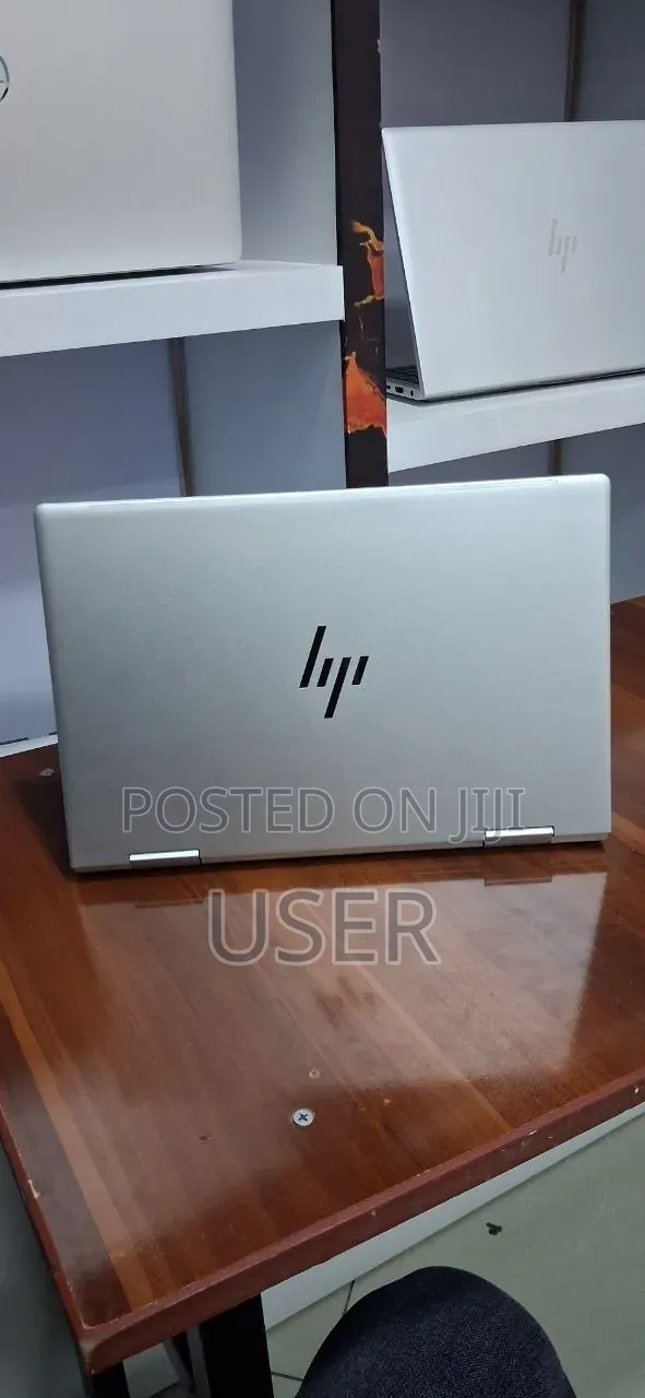 New Laptop HP Envy x360 8GB Intel Core i5 SSD 512GB