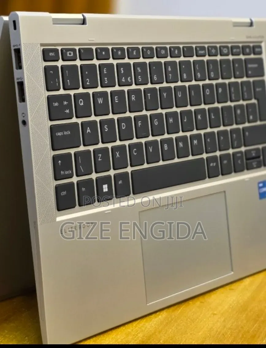 New Laptop HP EliteBook 830 G8 16GB Intel Core i5 SSD 512GB