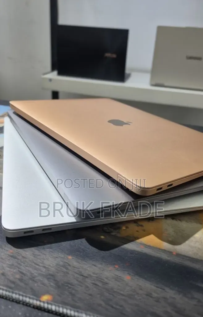New Laptop Apple MacBook Air 2020 M1 8GB Apple M1 SSD 256GB