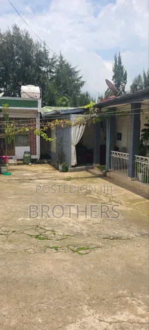 7bdrm Villa in Arada for sale