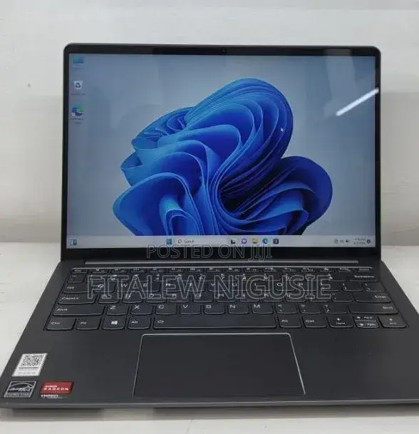 New Laptop Lenovo Ideapad 3 16GB AMD Ryzen 7 SSD 512GB