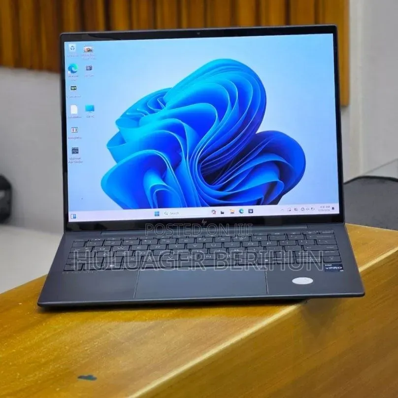 New Laptop HP Dragonfly G3 16GB Intel Core i7 SSD 512GB