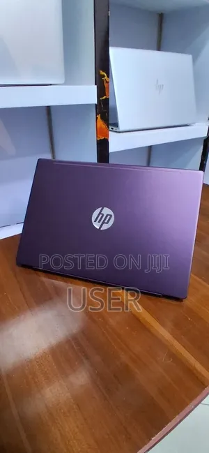 New Laptop HP Pavilion 15 8GB Intel Core i5 SSD 512GB