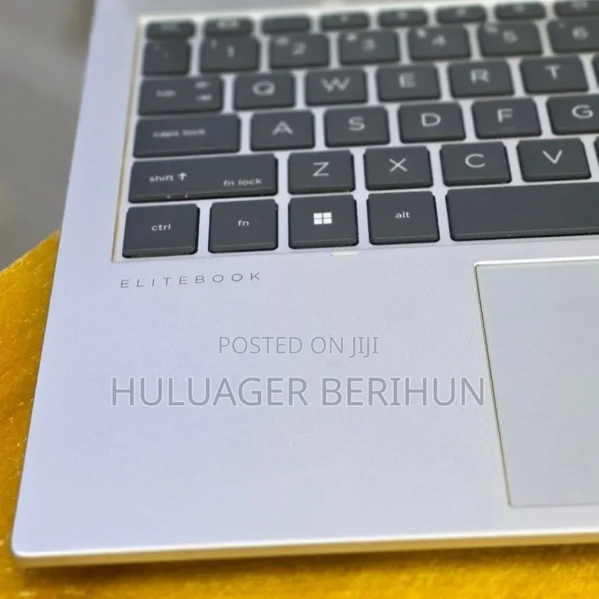 New Laptop HP Elitebook 830 G11 16GB Intel Core Ultra 7 SSD 512GB