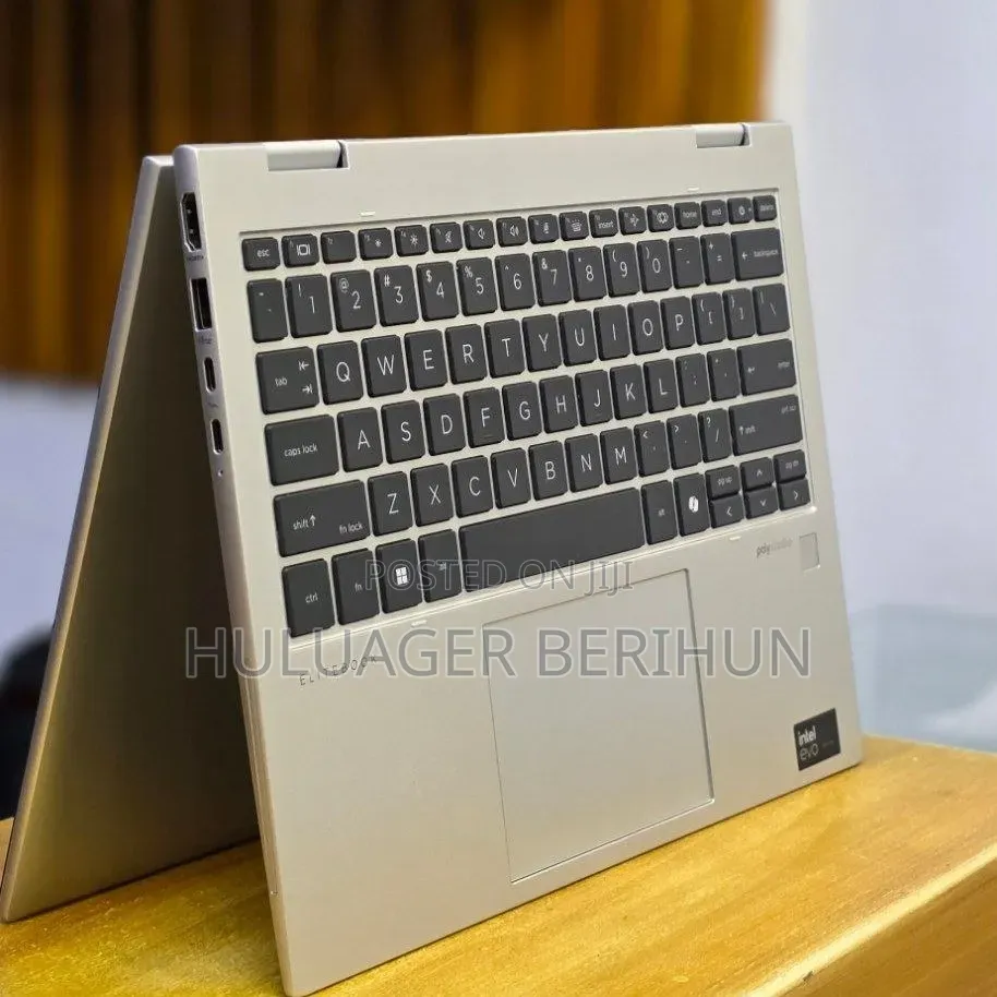 New Laptop HP Elitebook 830 G11 16GB Intel Core Ultra 7 SSD 512GB