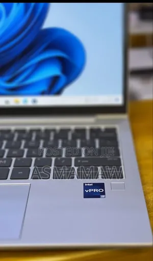 New Laptop HP EliteBook 830 G7 16GB Intel Core i7 SSD 512GB