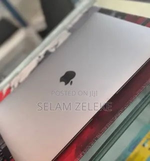 New Laptop Apple MacBook Air 8GB Apple M1 SSD 256GB