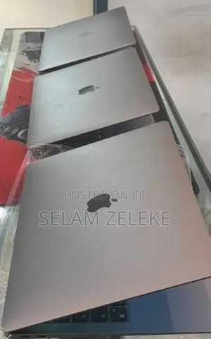 New Laptop Apple MacBook Air 8GB Apple M1 SSD 256GB