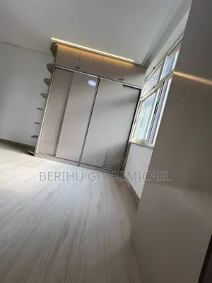 3bdrm Villa in ቡሉቡላ, Bole for rent