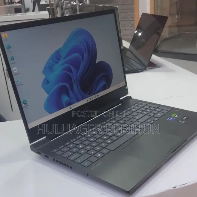 New Laptop HP Victus 16 16GB Intel Core i7 SSD 1T