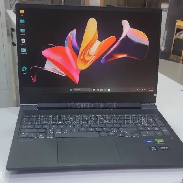 New Laptop HP Victus 16 16GB Intel Core i7 SSD 1T