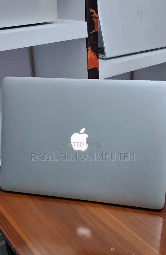 New Laptop Apple MacBook Pro 2014 16GB Intel Core i7 SSD 256GB