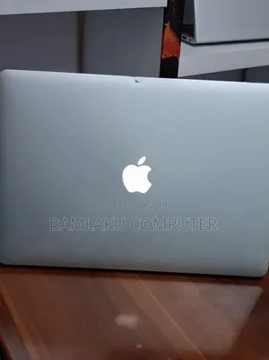 New Laptop Apple MacBook Pro 2014 16GB Intel Core i7 SSD 256GB