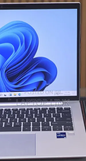 New Laptop HP EliteBook 840 G10 16GB Intel Core i7 SSD 512GB