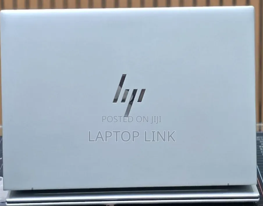 New Laptop HP EliteBook 840 G10 16GB Intel Core i7 SSD 512GB