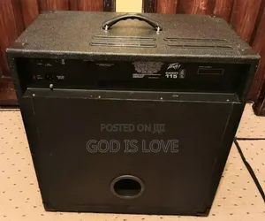 Peavy Bass Amplifier