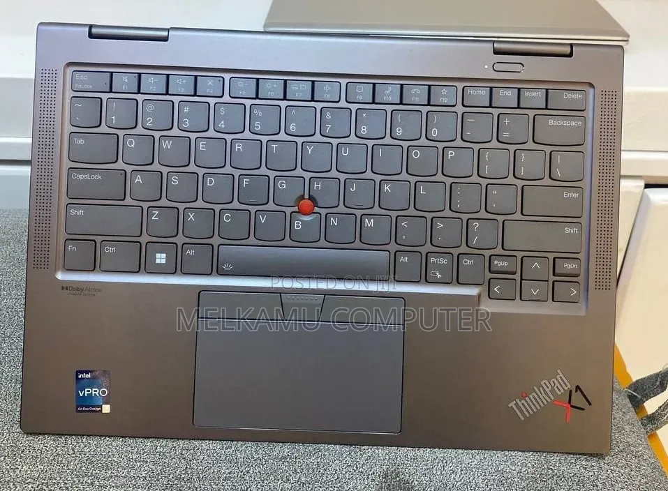 New Laptop Lenovo ThinkPad X1 Yoga 16GB Intel Core i7 SSD 512GB