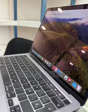 New Laptop Apple MacBook Pro 16GB Apple M1 SSD 512GB