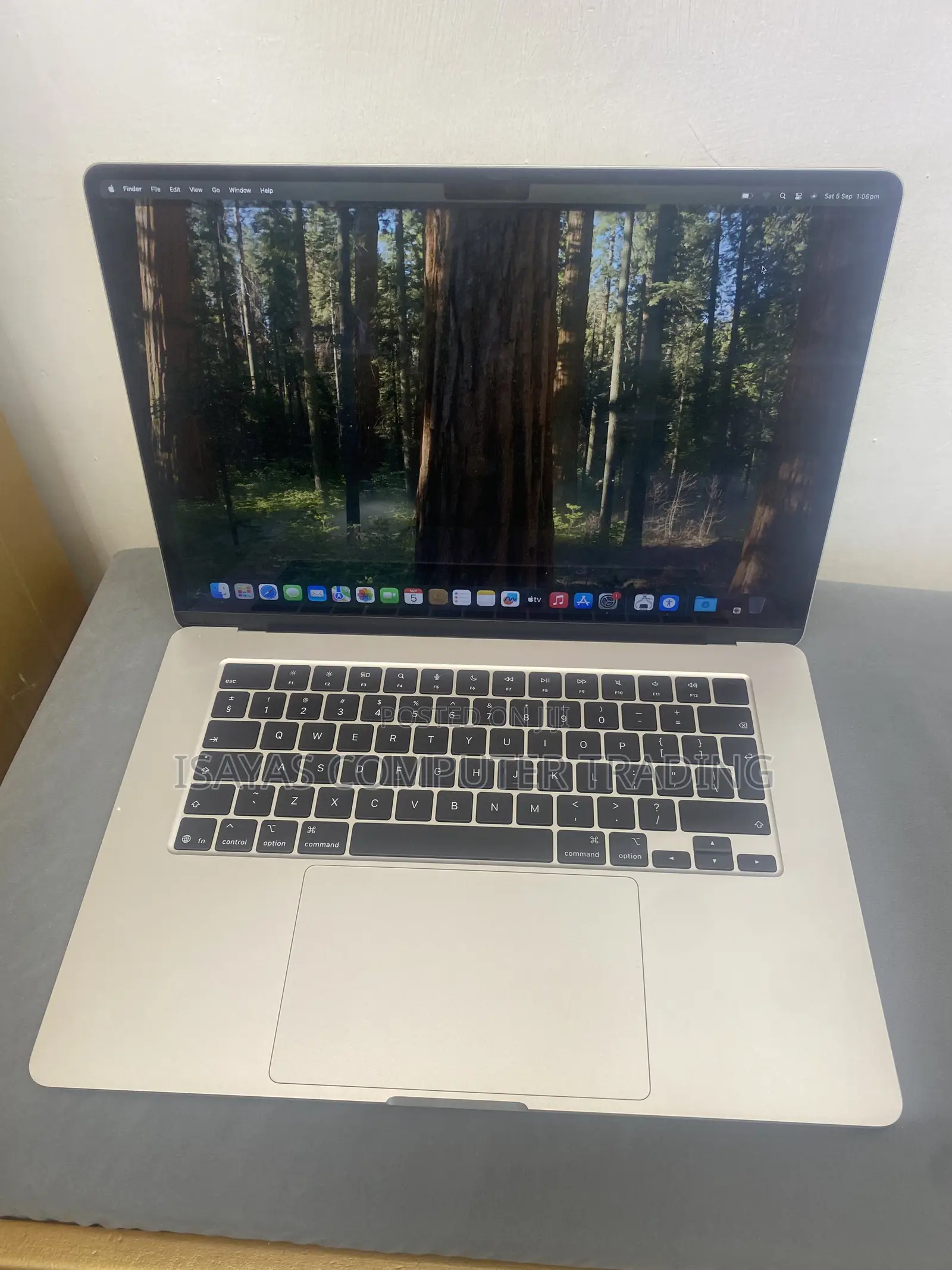 New Laptop Apple MacBook Air 2025 M4 16GB Apple M4 SSD 512GB