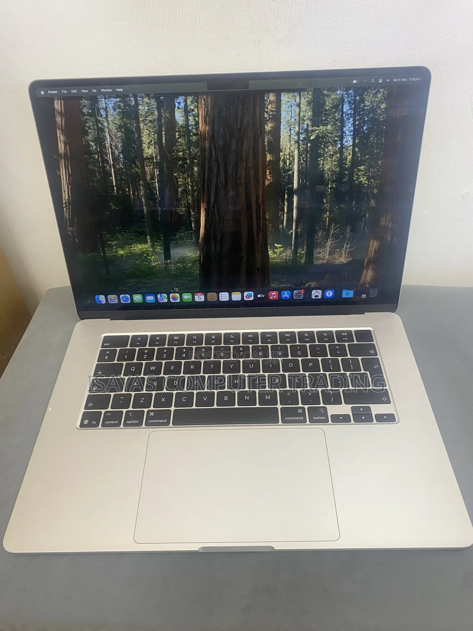 New Laptop Apple MacBook Air 2025 M4 16GB Apple M4 SSD 512GB