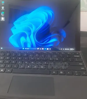 New Laptop Microsoft Surface Pro 6 8GB Intel Core i5 SSD 256GB