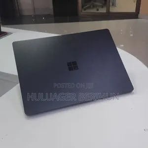 New Laptop Microsoft Surface Laptop 3 8GB Intel Core i5 SSD 256GB