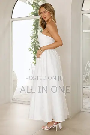 Chi Chi London Bridal Strapless Floral Jacquard Midi Dress in White