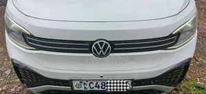 Volkswagen ID.6 Crozz 85 kWh AWD 2022 White