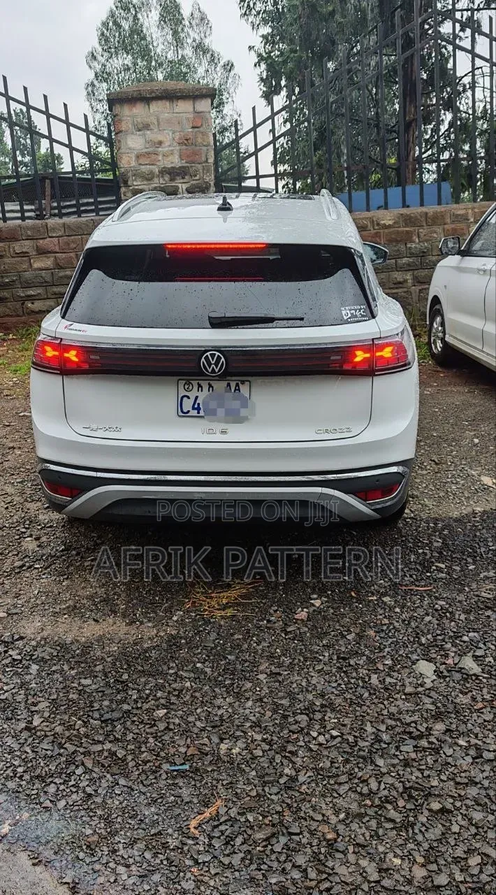 Volkswagen ID.6 Crozz 85 kWh AWD 2022 White