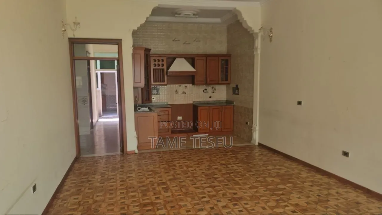 Furnished 3bdrm Villa in ሰሚት, Bole for sale