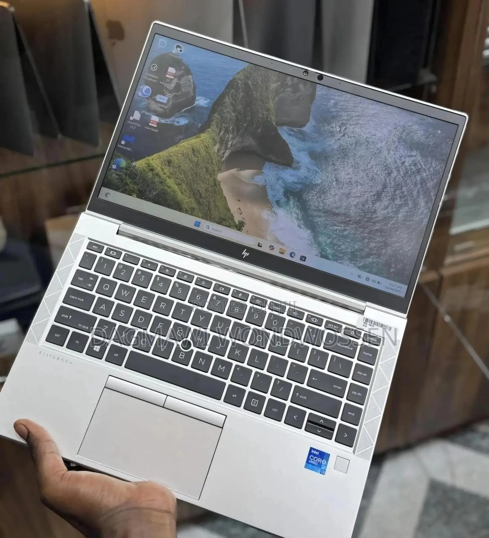 New Laptop HP EliteBook 830 16GB Intel Core i7 SSD 1T