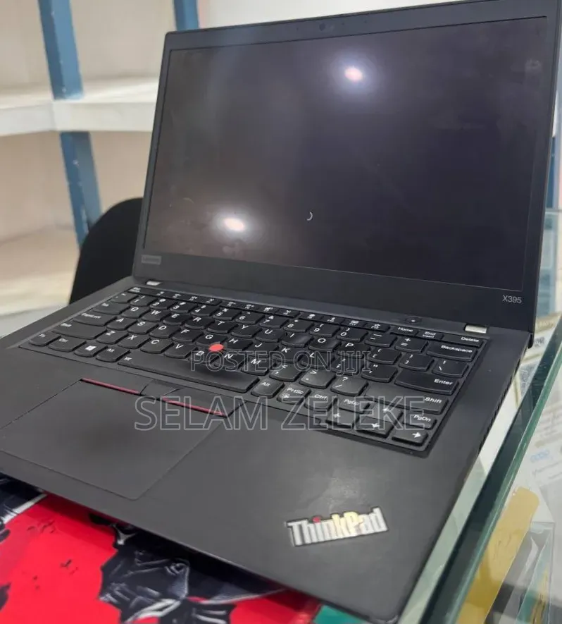 New Laptop Lenovo 16GB AMD Ryzen 5 SSD 512GB
