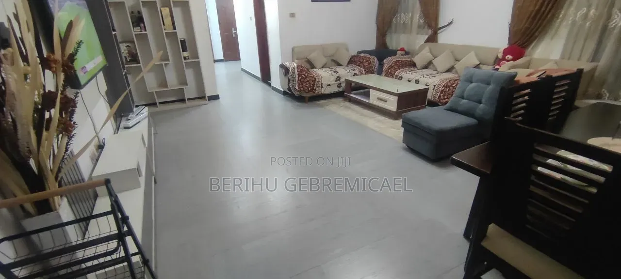 4bdrm Villa in ጋር መንት, Nifas Silk-Lafto for rent