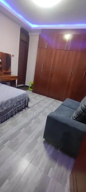 4bdrm Villa in ጋር መንት, Nifas Silk-Lafto for rent